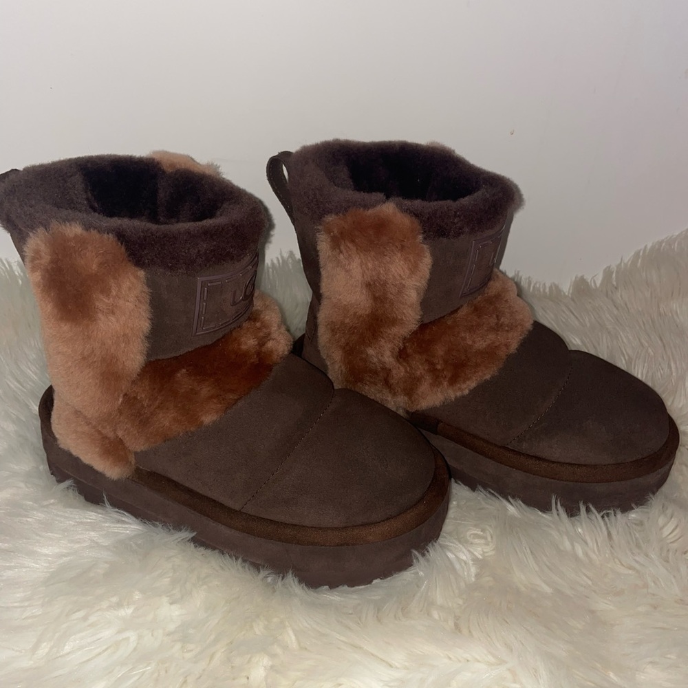UGG Classic Chillapeak Boot